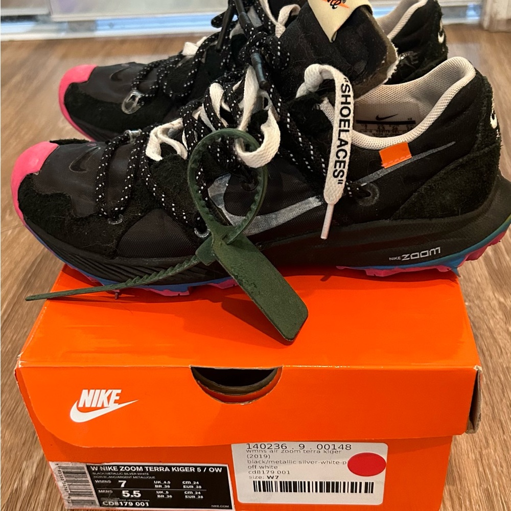Off White x Nike Zoom Terra Kiger sneakers size 7
